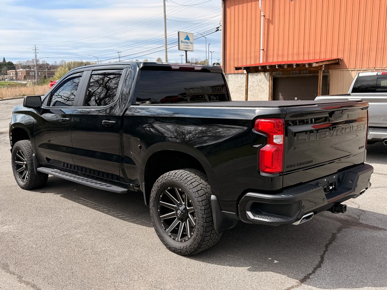 Chevrolet Silverado 1500 LTD 4WD Crew Cab 147" RST 2022