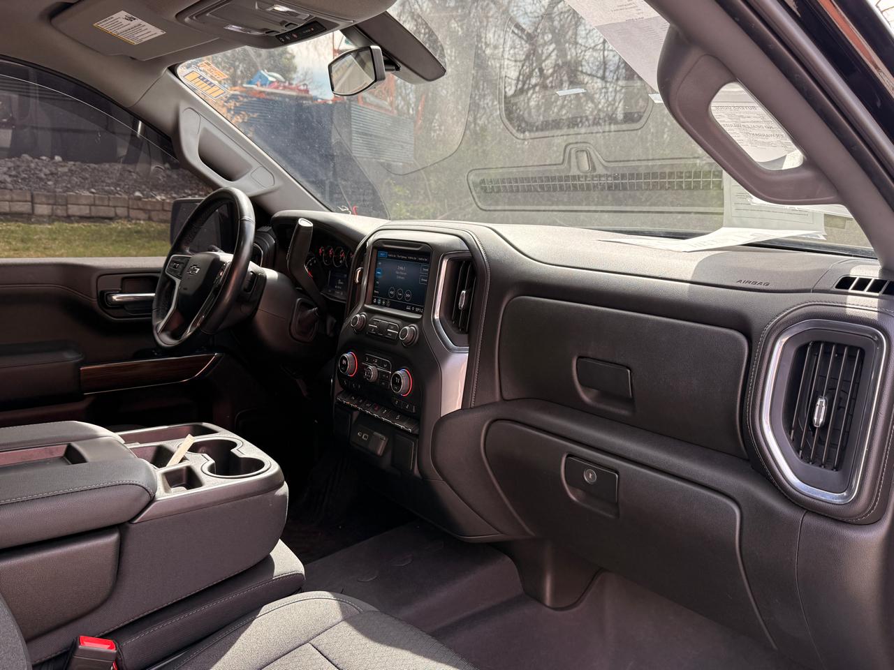 Chevrolet Silverado 1500 LTD 4WD Crew Cab 147" RST 2022