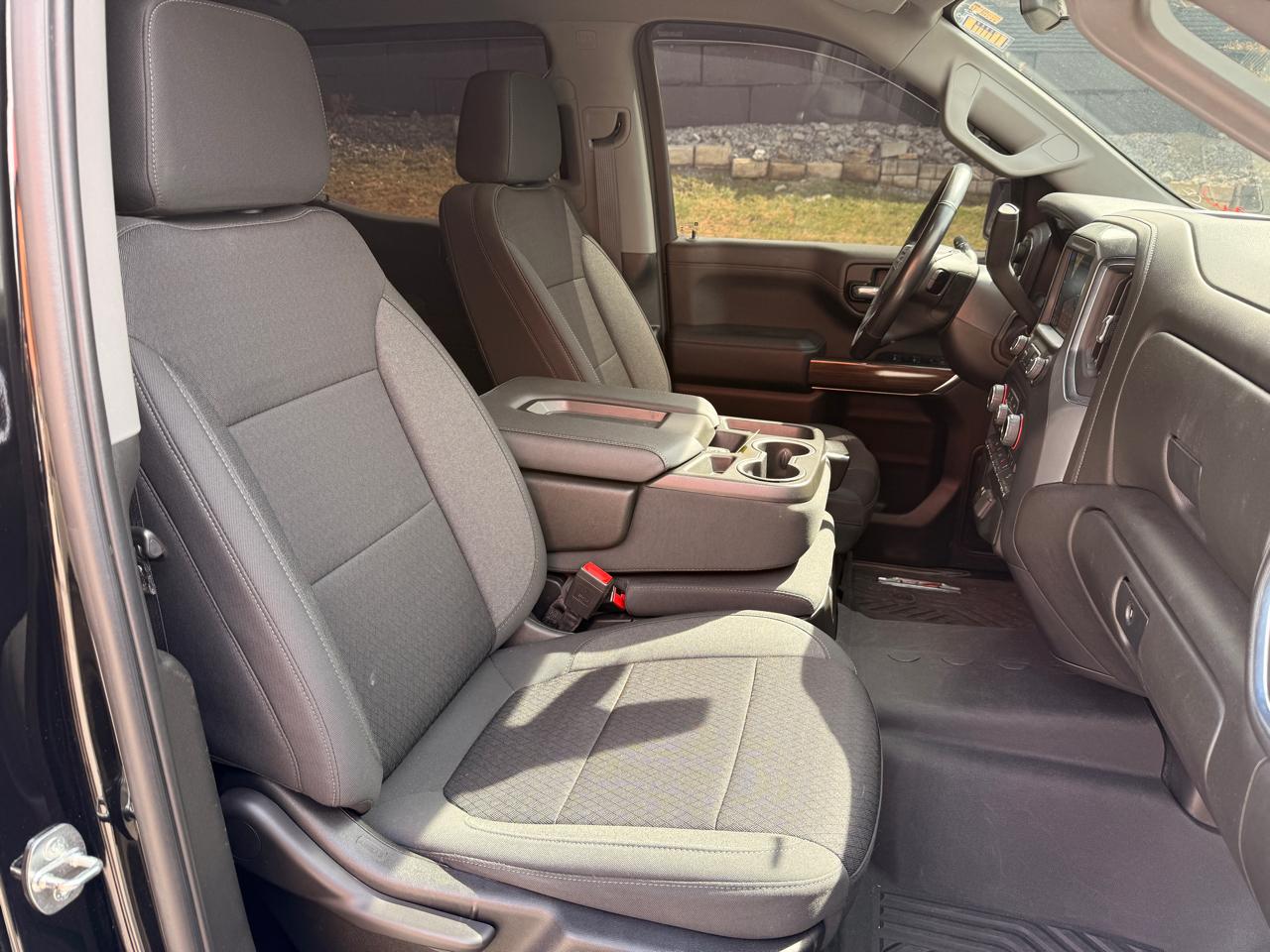 Chevrolet Silverado 1500 LTD 4WD Crew Cab 147" RST 2022