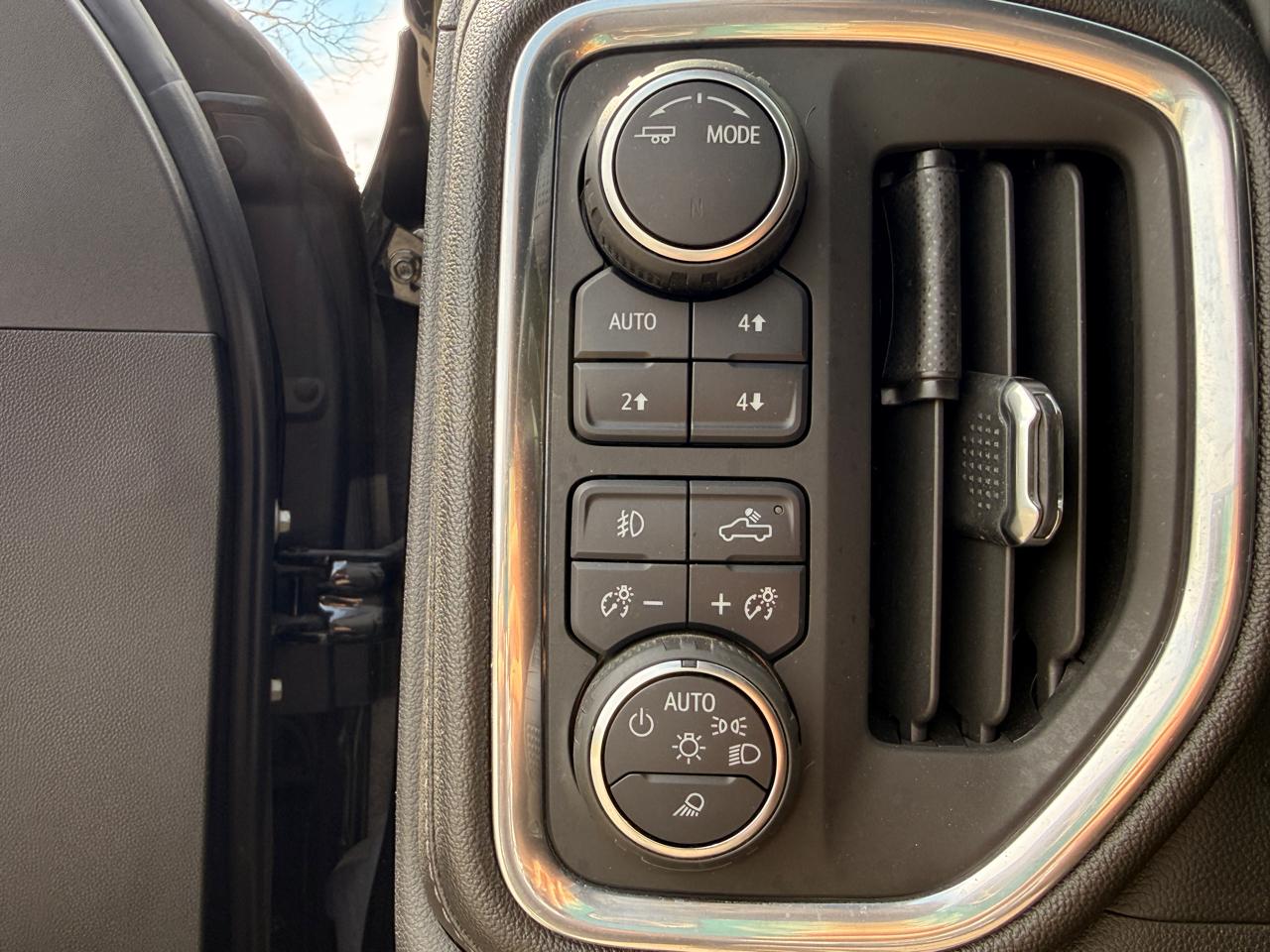 Chevrolet Silverado 1500 LTD 4WD Crew Cab 147" RST 2022