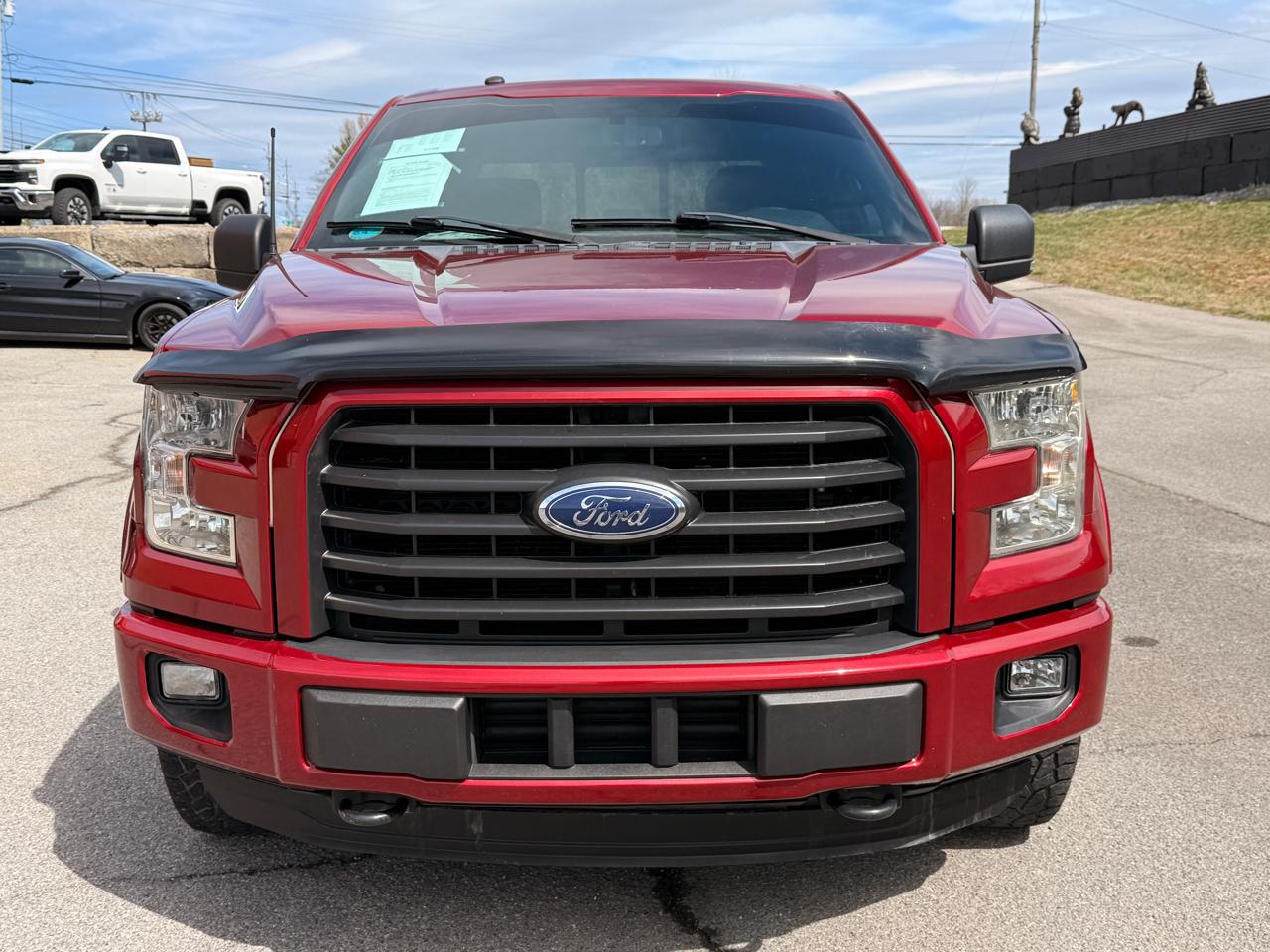 Ford F-150 4WD SuperCrew 145" Lariat 2016