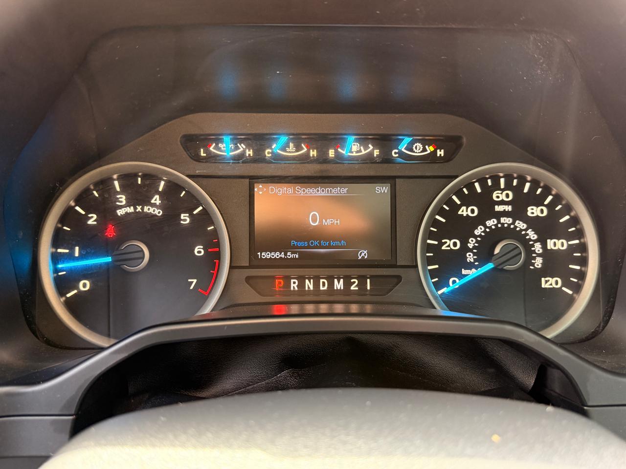 Ford F-150 4WD SuperCrew 145" Lariat 2016