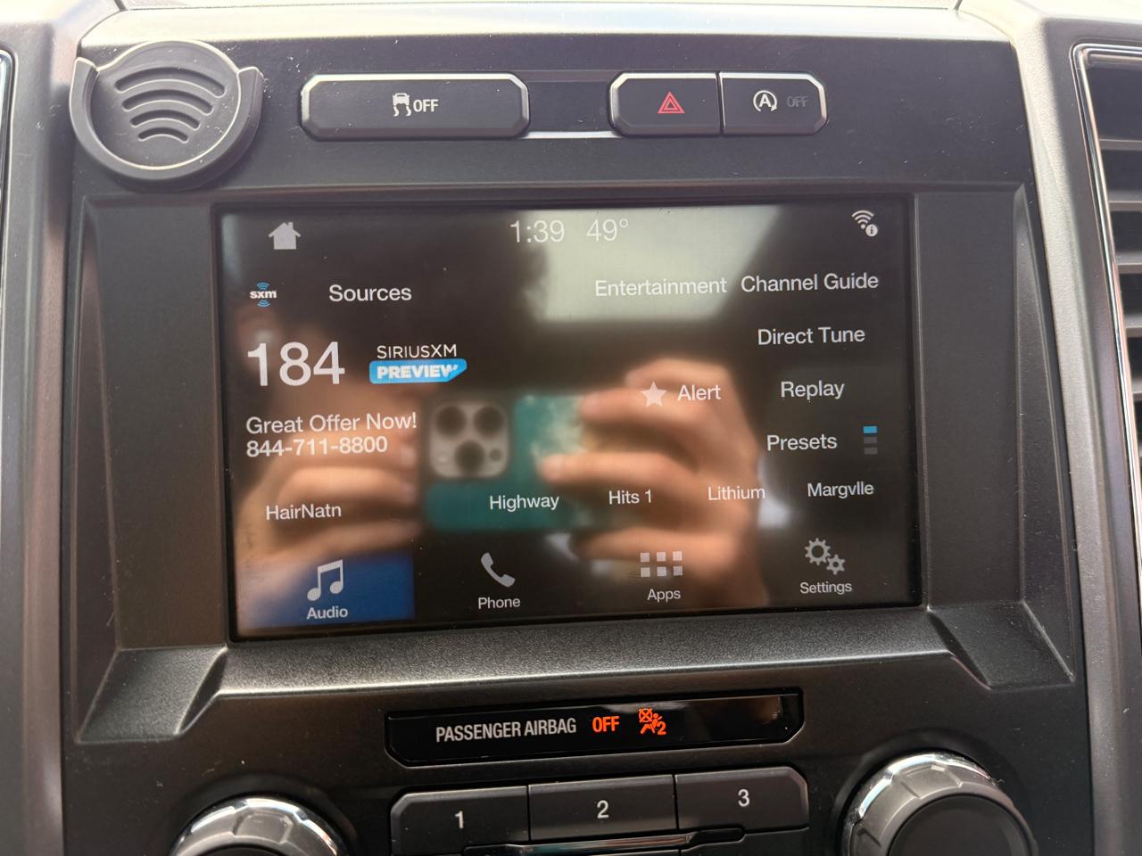 Ford F-150 4WD SuperCrew 145" Lariat 2016