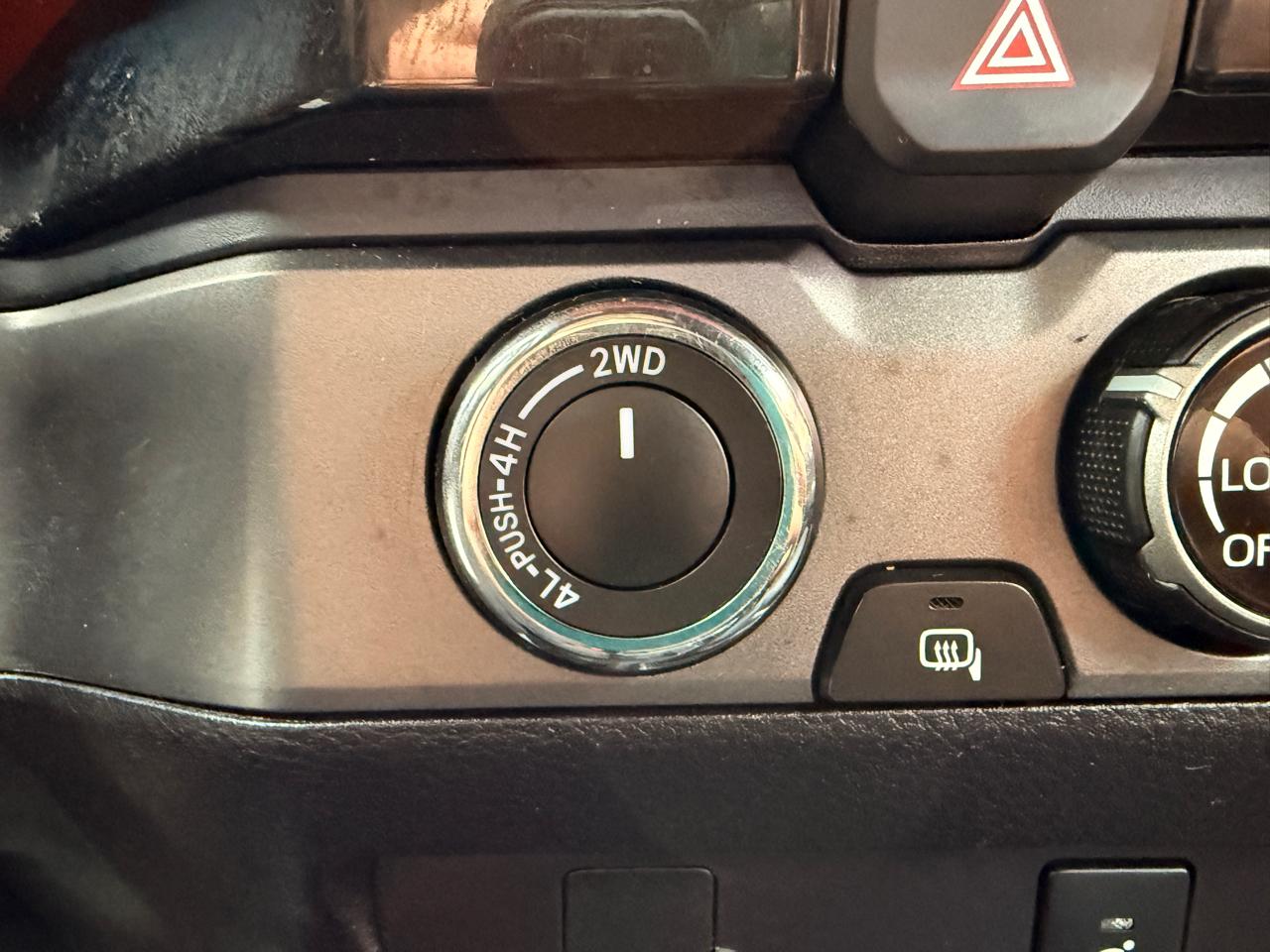 Toyota Tacoma TRD Off Road Double Cab 5' Bed V6 4x4 MT (Natl) 2017