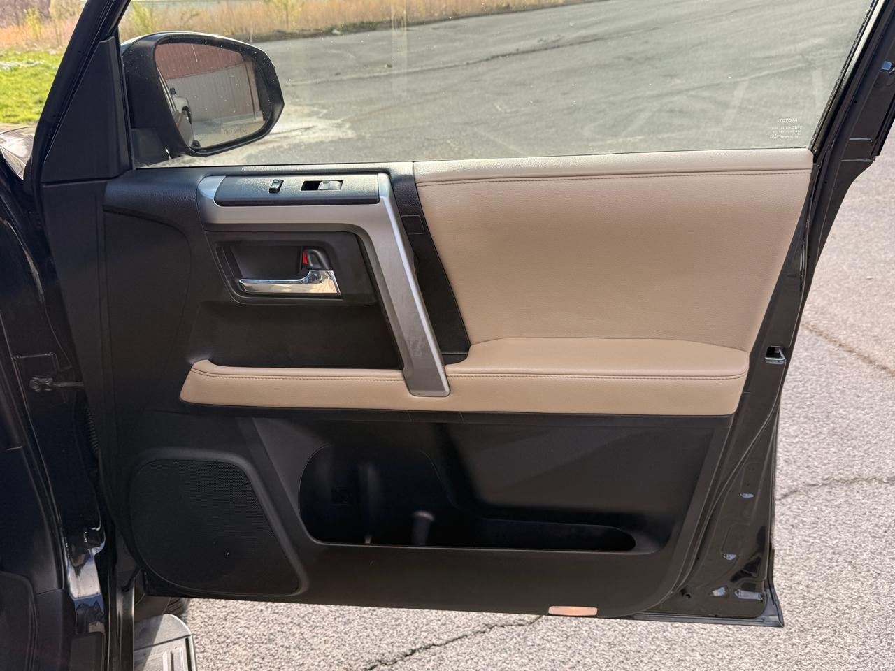 Toyota 4Runner 4WD 4dr V6 Trail Premium (Natl) 2016