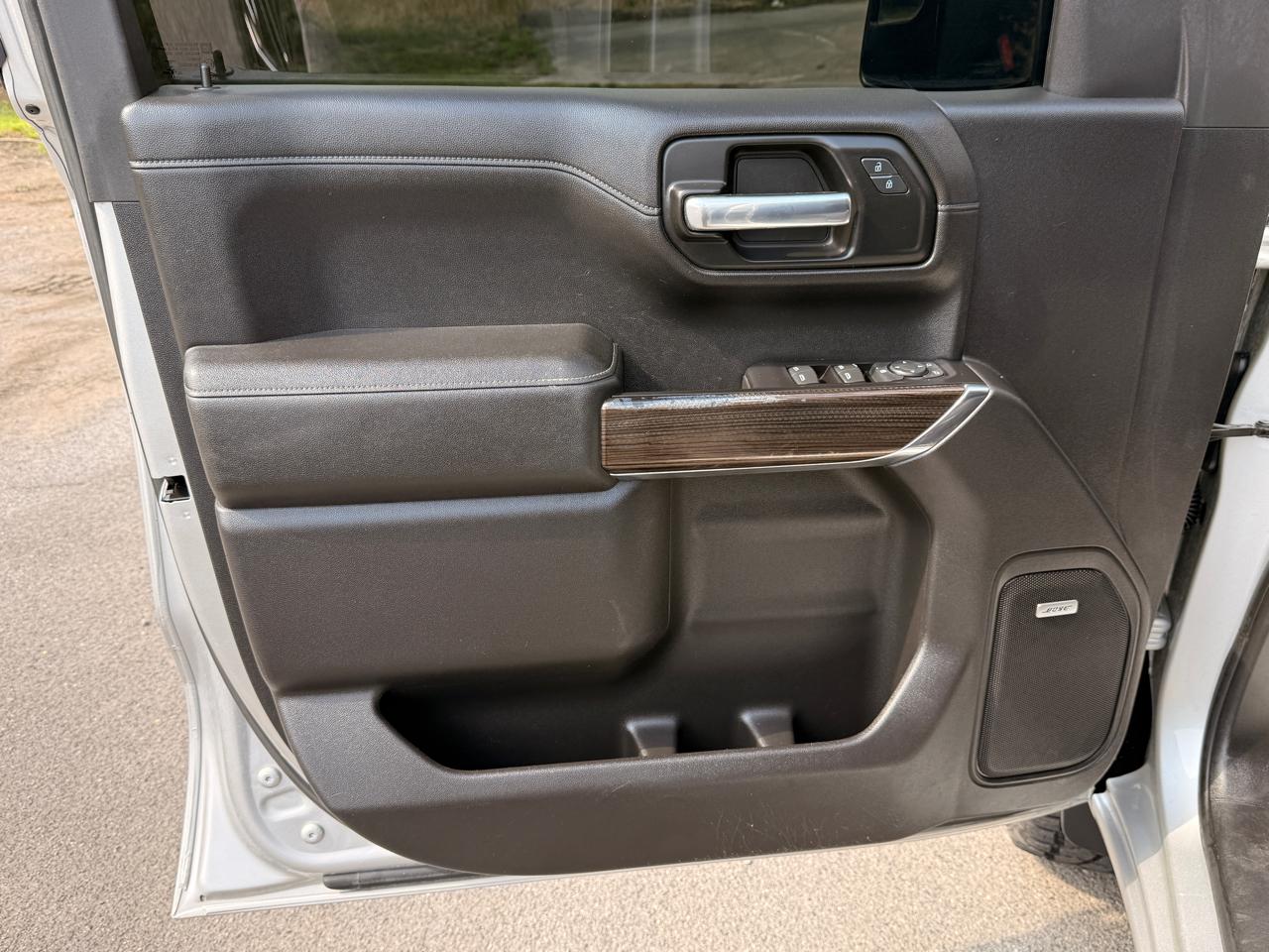 Chevrolet Silverado 1500 4WD Crew Cab 147" RST 2019