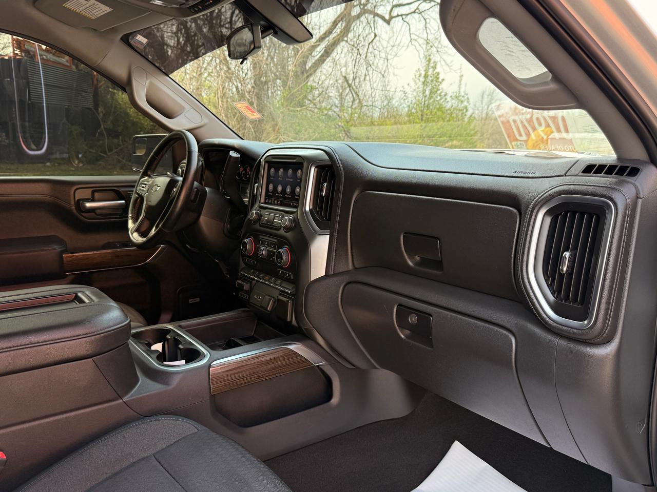 Chevrolet Silverado 1500 4WD Crew Cab 147" RST 2019