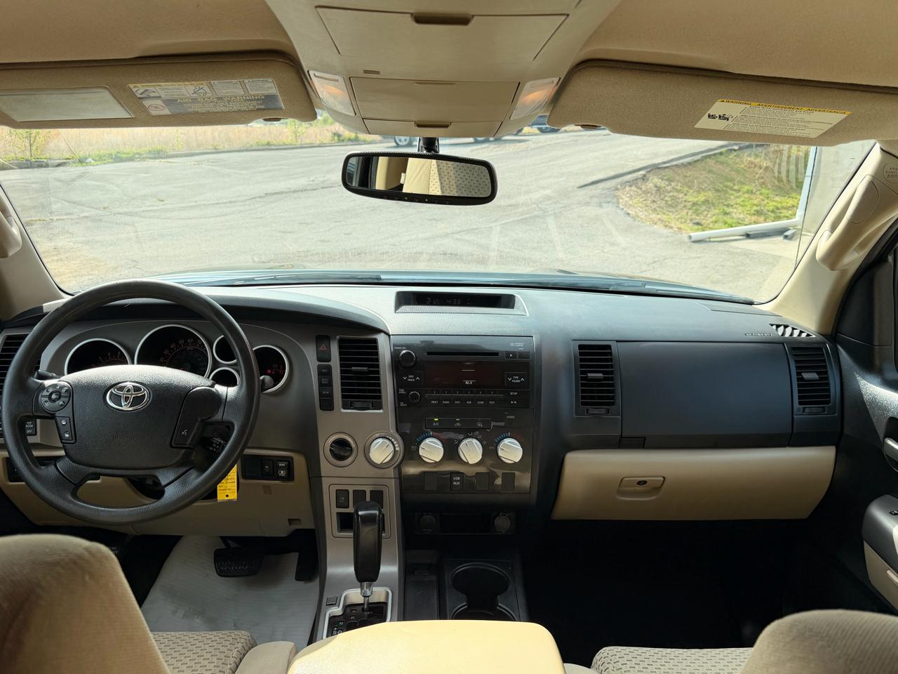 Toyota Tundra 4WD Truck Double Cab 5.7L V8 6-Spd AT (Natl) 2012