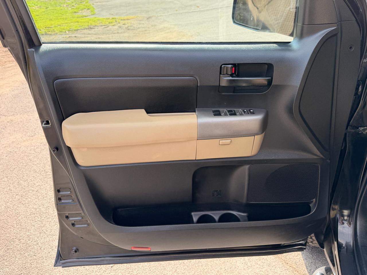 Toyota Tundra 4WD Truck Double Cab 5.7L V8 6-Spd AT (Natl) 2012