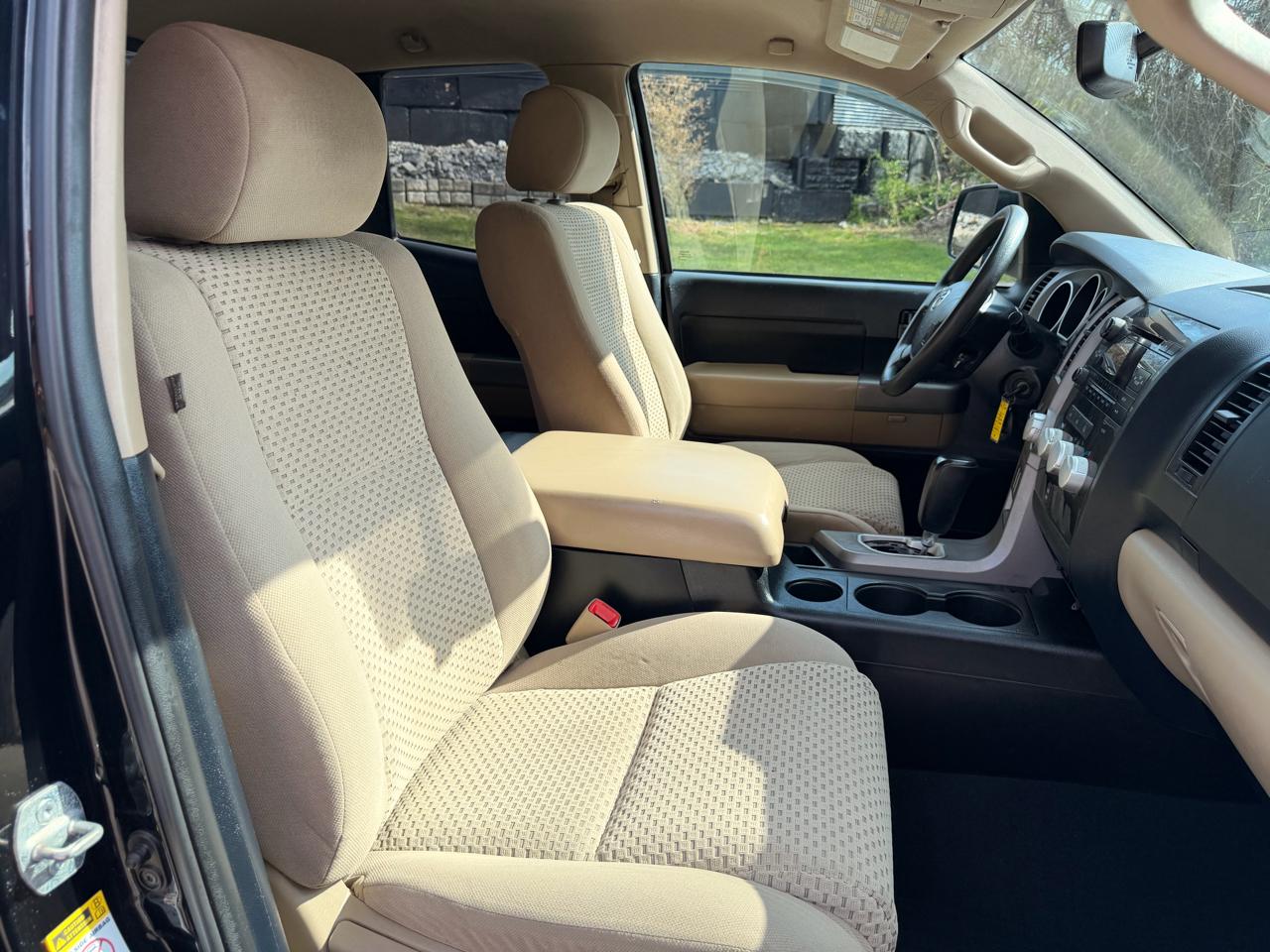 Toyota Tundra 4WD Truck Double Cab 5.7L V8 6-Spd AT (Natl) 2012