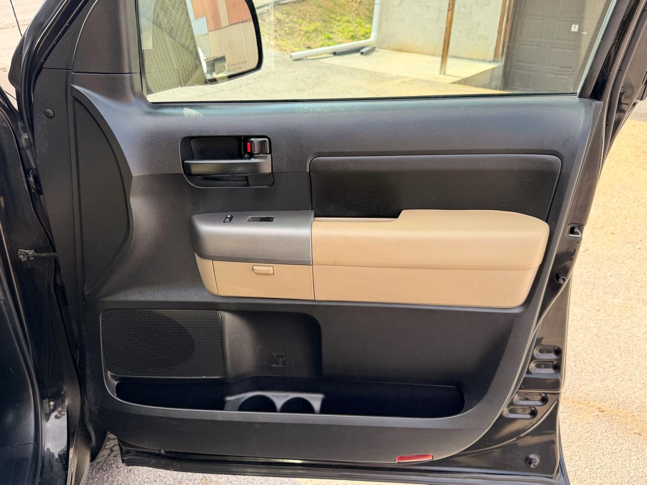 Toyota Tundra 4WD Truck Double Cab 5.7L V8 6-Spd AT (Natl) 2012