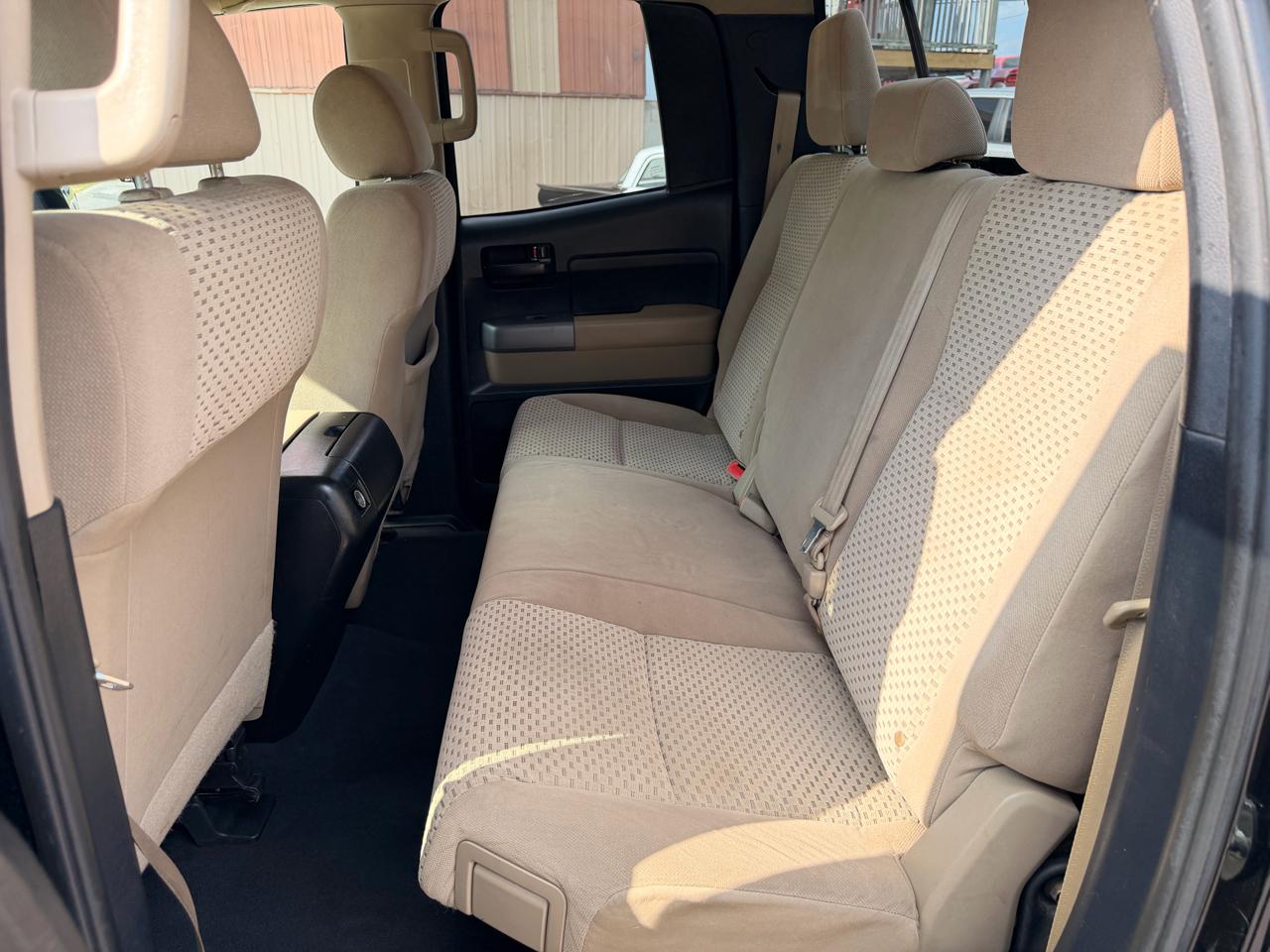 Toyota Tundra 4WD Truck Double Cab 5.7L V8 6-Spd AT (Natl) 2012