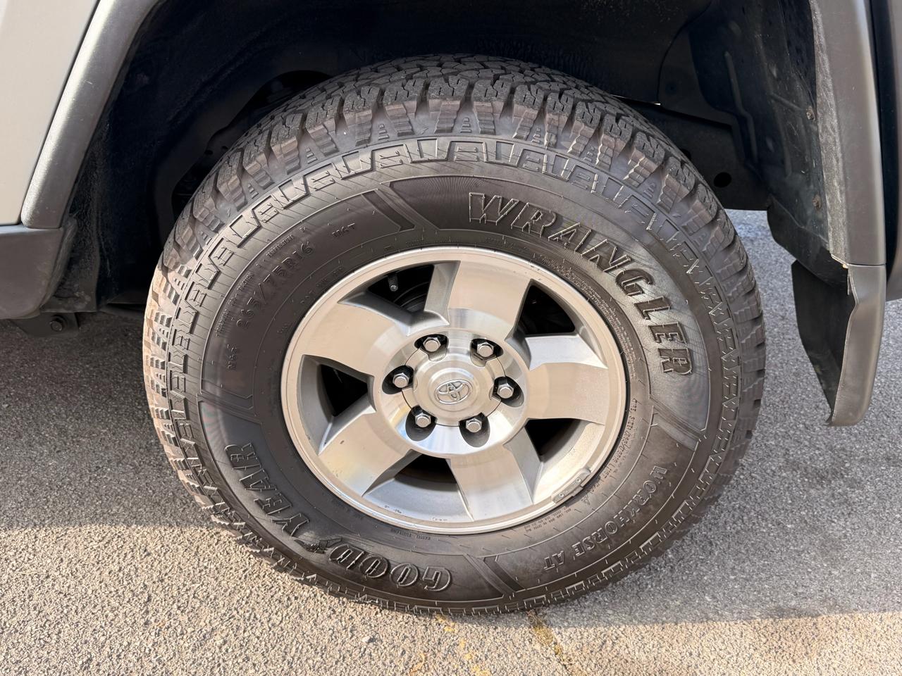 Toyota FJ Cruiser 4WD 4dr Man (Natl) 2008