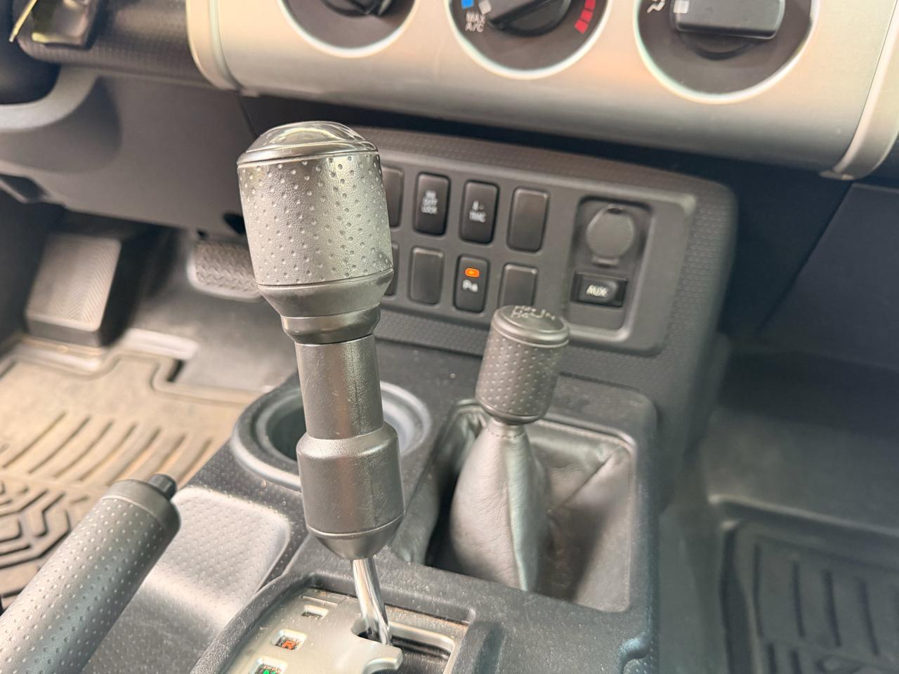 Toyota FJ Cruiser 4WD 4dr Man (Natl) 2008