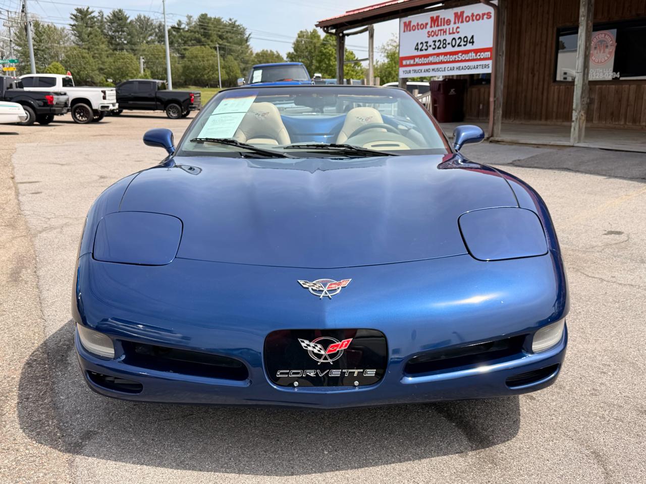 Chevrolet Corvette 2dr Convertible 2004