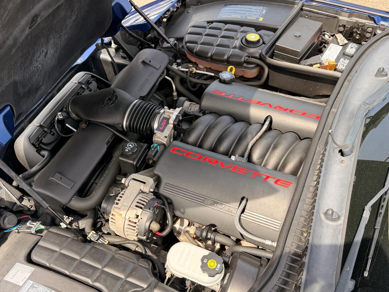 Chevrolet Corvette 2dr Convertible 2004