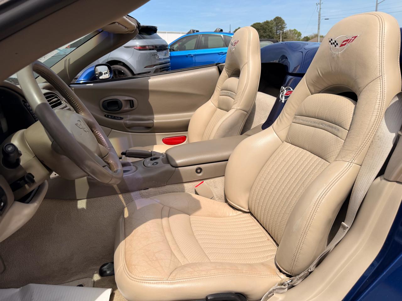 Chevrolet Corvette 2dr Convertible 2004