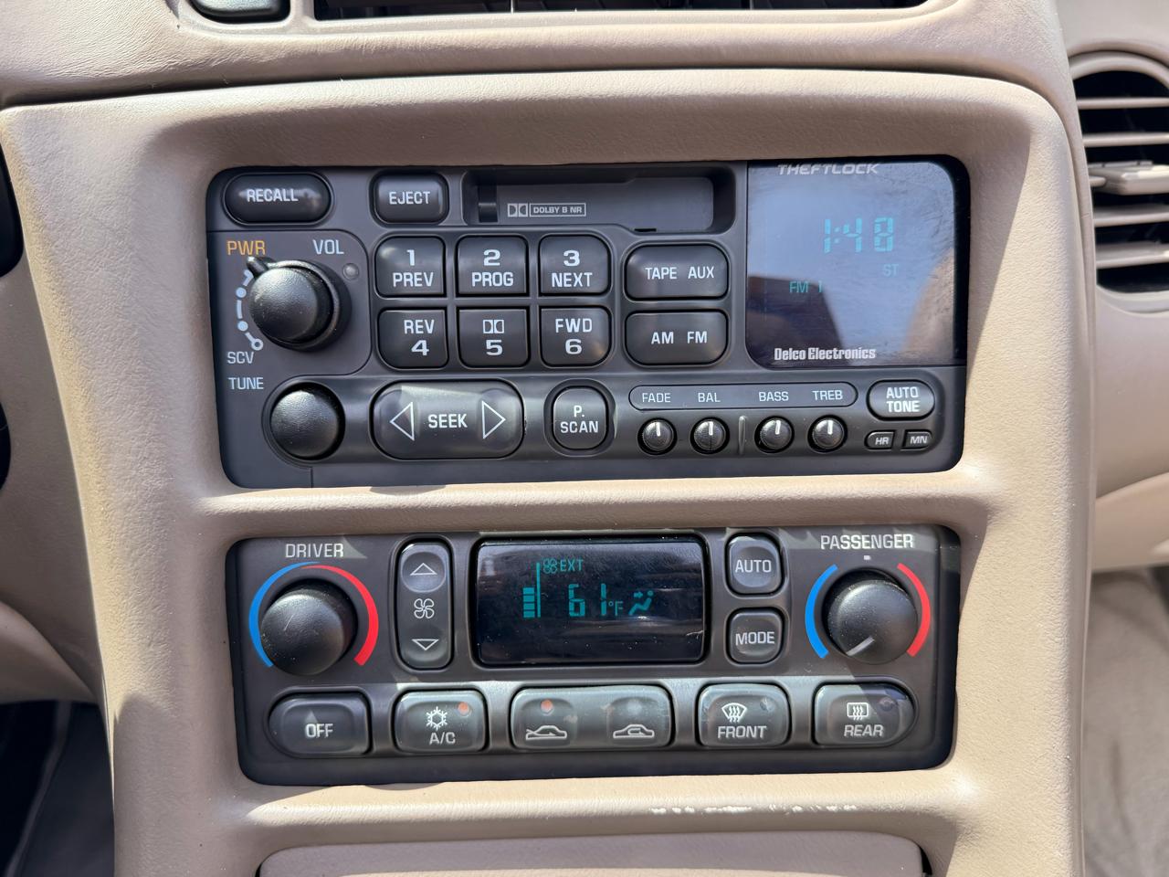 Chevrolet Corvette 2dr Convertible 2004