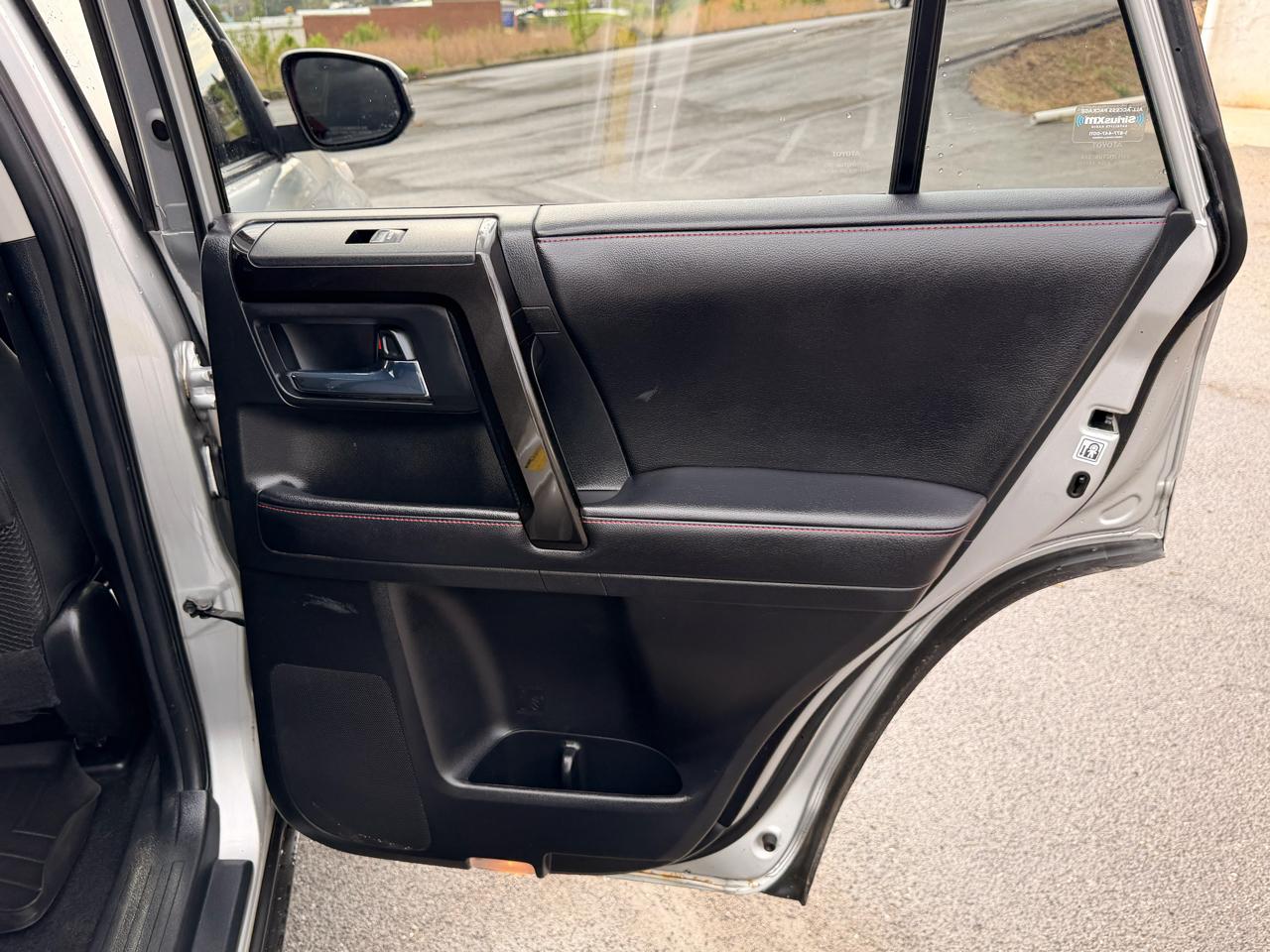 Toyota 4Runner 4WD 4dr V6 Trail Premium (Natl) 2016