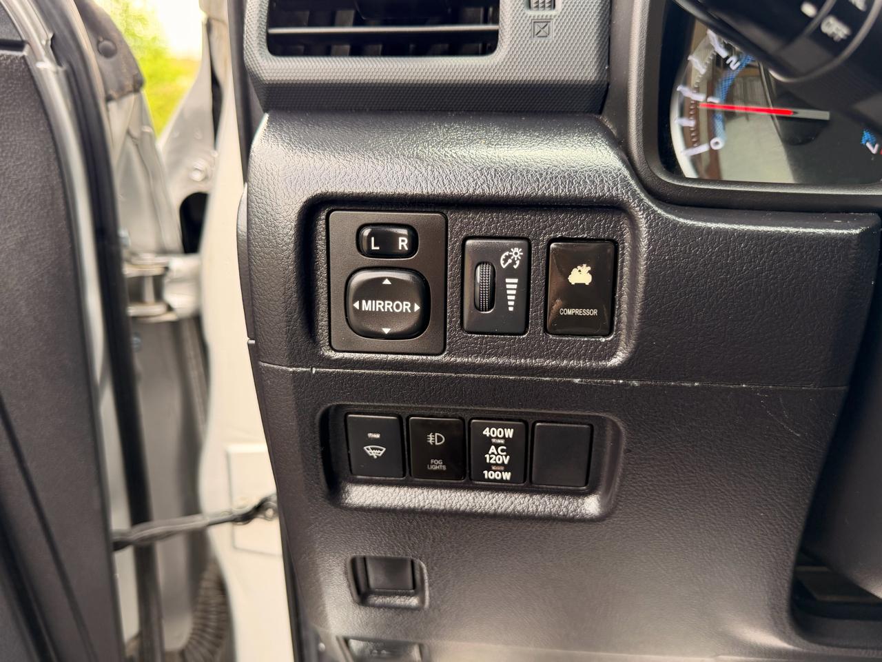 Toyota 4Runner 4WD 4dr V6 Trail Premium (Natl) 2016