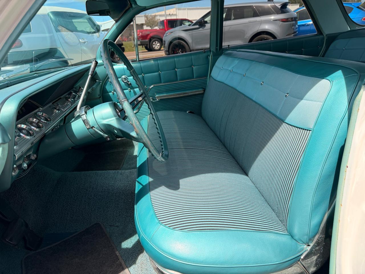 Chevrolet Impala 4dr Base Sdn 1962