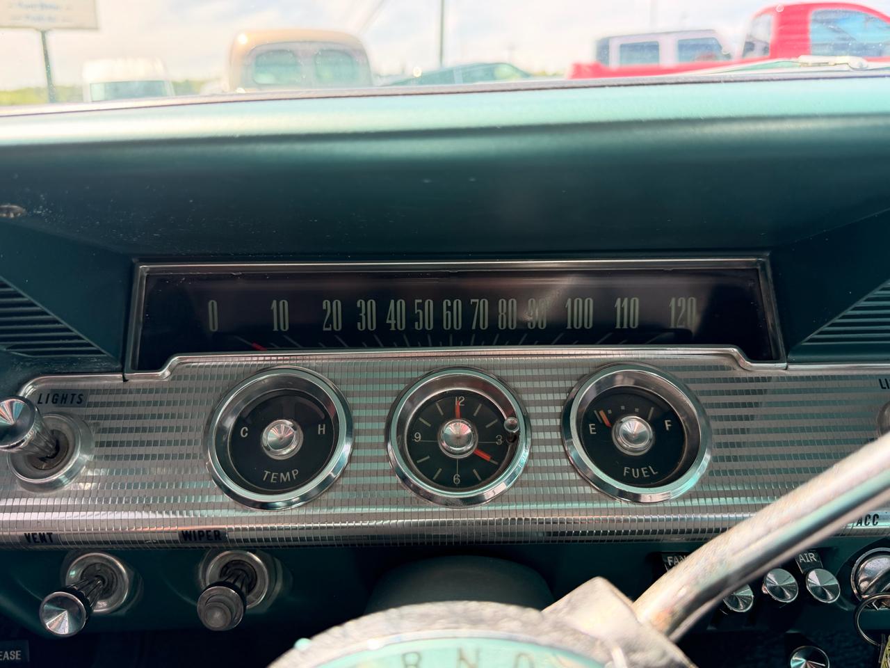 Chevrolet Impala 4dr Base Sdn 1962