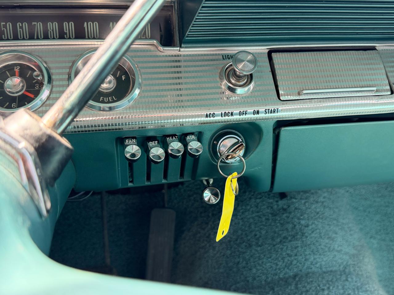 Chevrolet Impala 4dr Base Sdn 1962