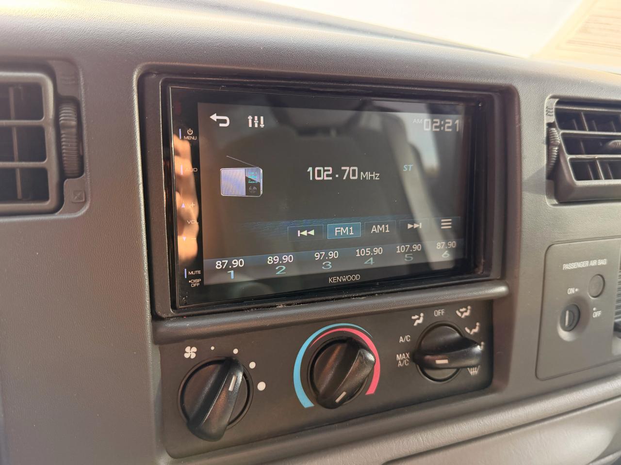 Ford Super Duty F-250 Supercab 142" Lariat 4WD 2002