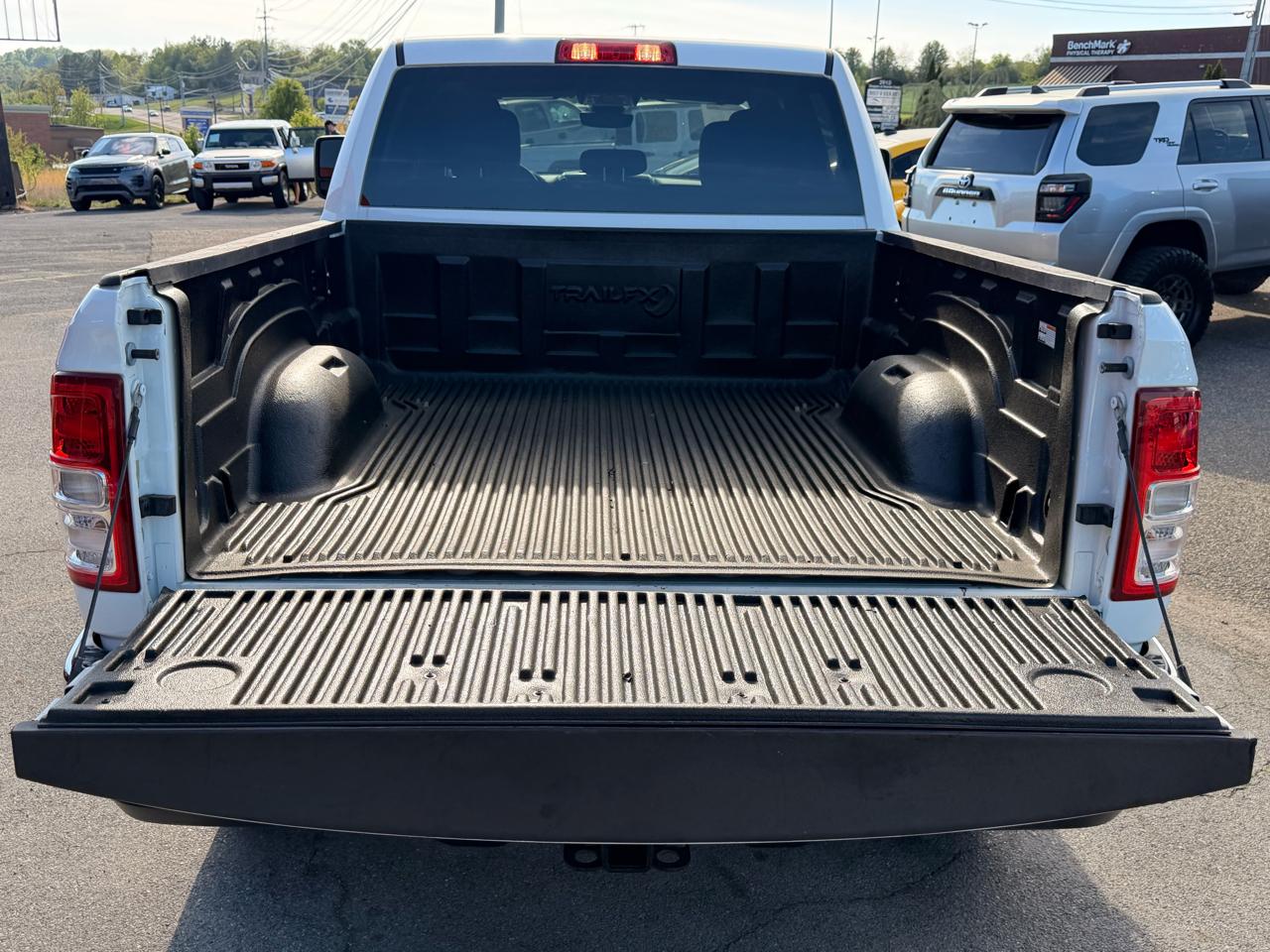 RAM 2500 Big Horn 4x4 Crew Cab 6'4" Box 2024