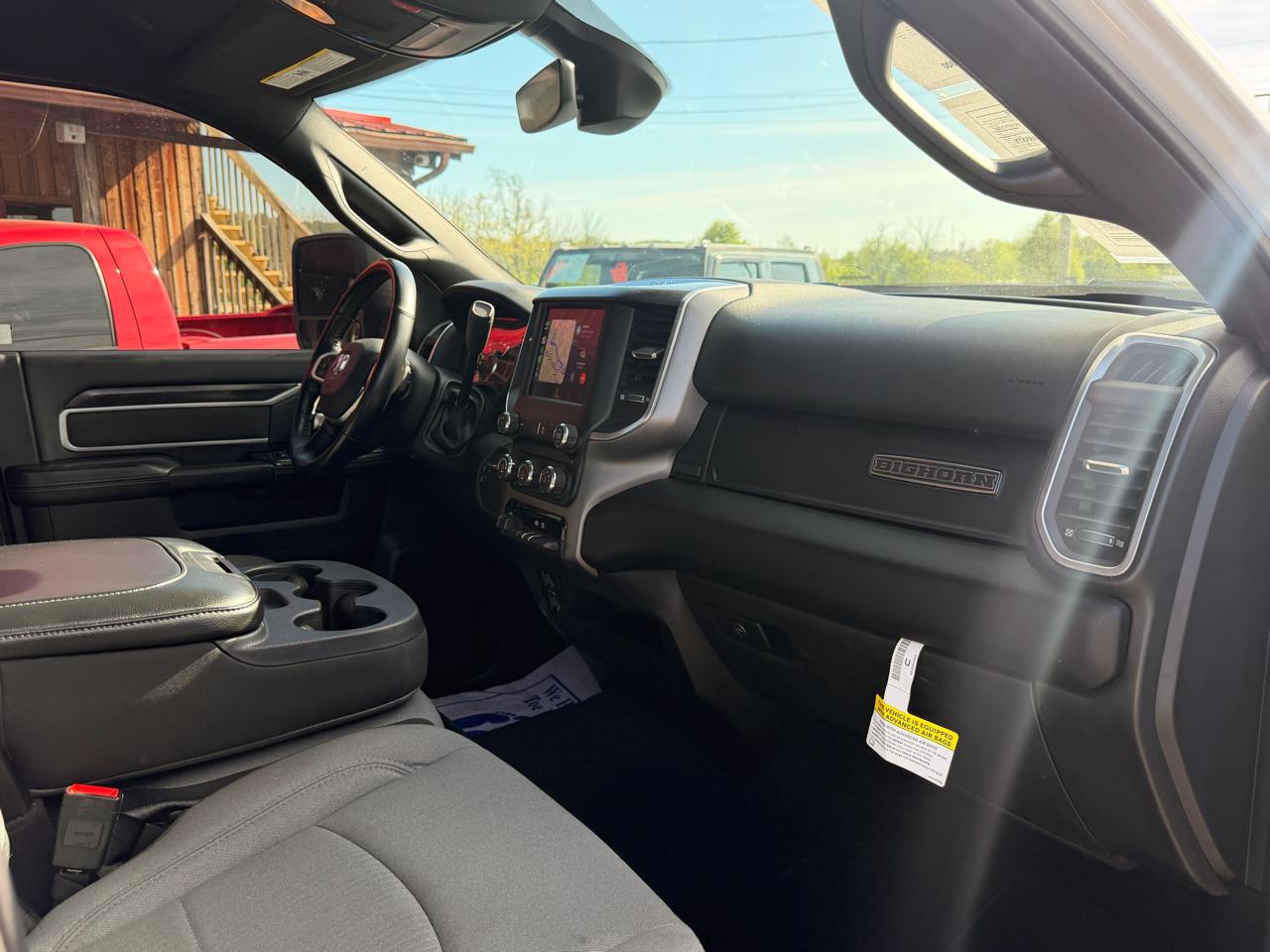 RAM 2500 Big Horn 4x4 Crew Cab 6'4" Box 2024