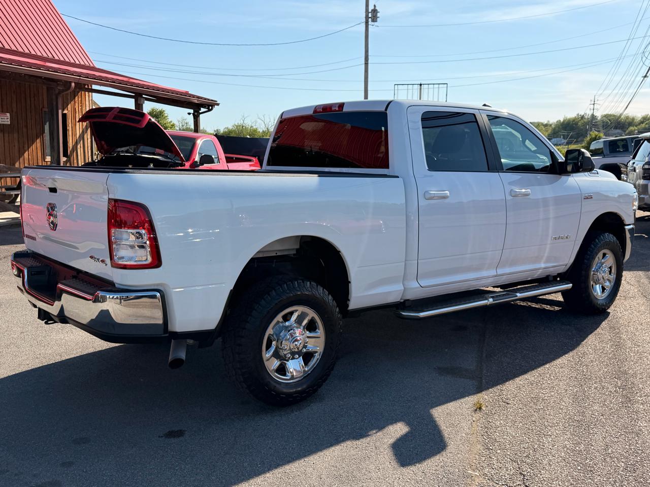 RAM 2500 Big Horn 4x4 Crew Cab 6'4" Box 2021