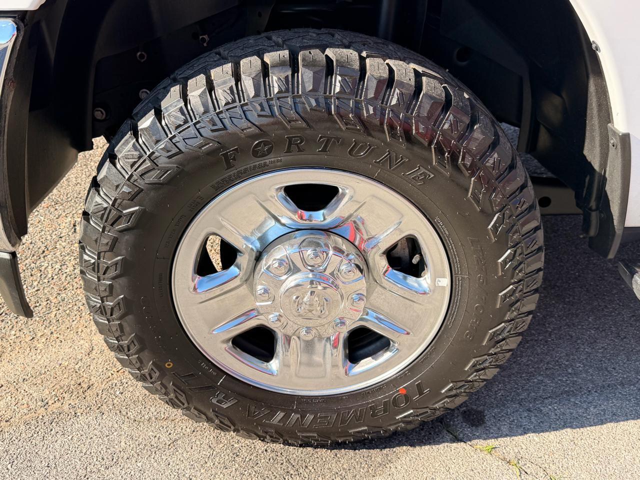 RAM 2500 Big Horn 4x4 Crew Cab 6'4" Box 2021