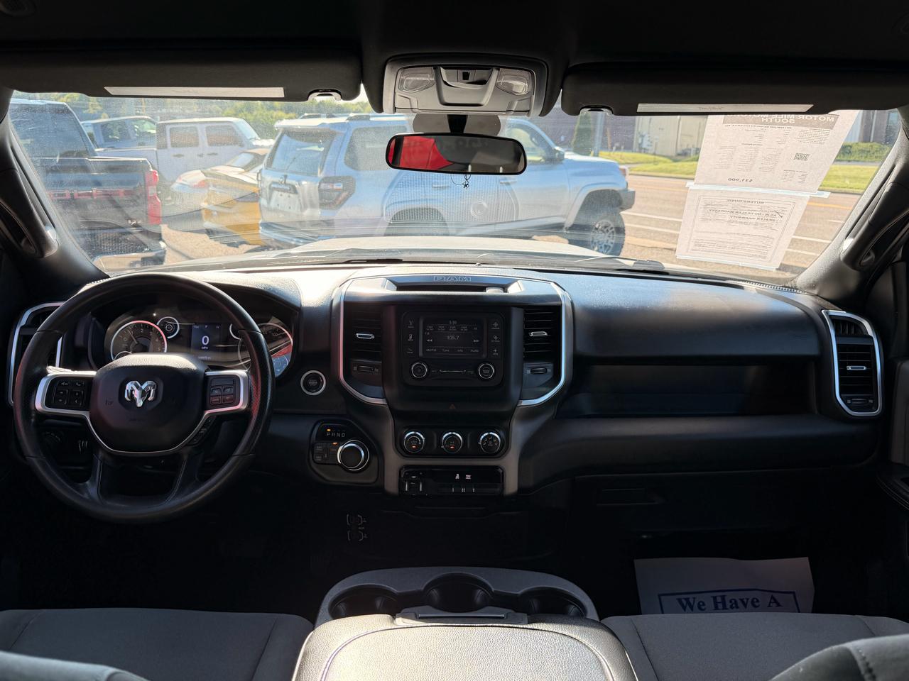 RAM 2500 Big Horn 4x4 Crew Cab 6'4" Box 2021