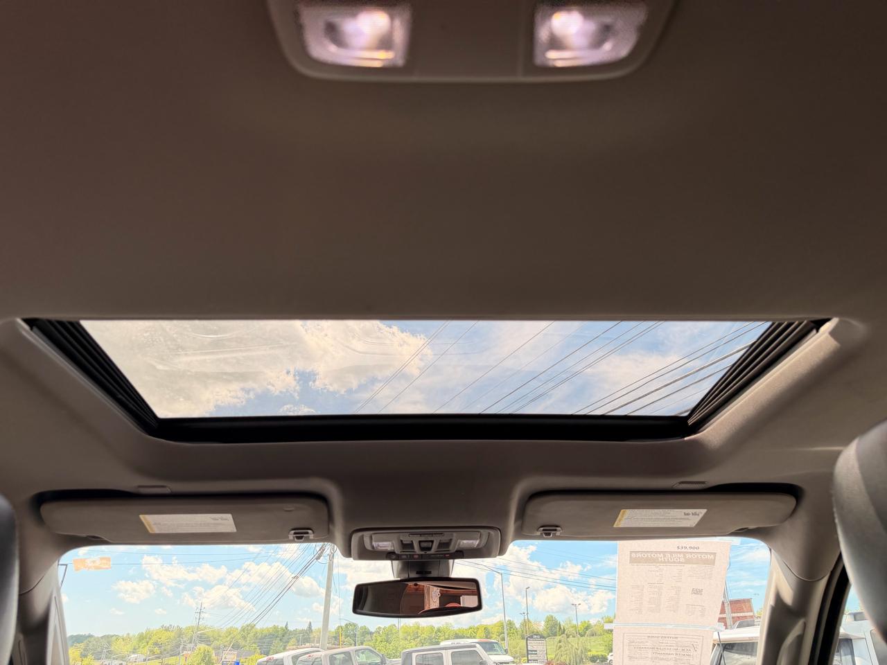 Chevrolet Silverado 1500 4WD Crew Cab 147" LTZ 2020