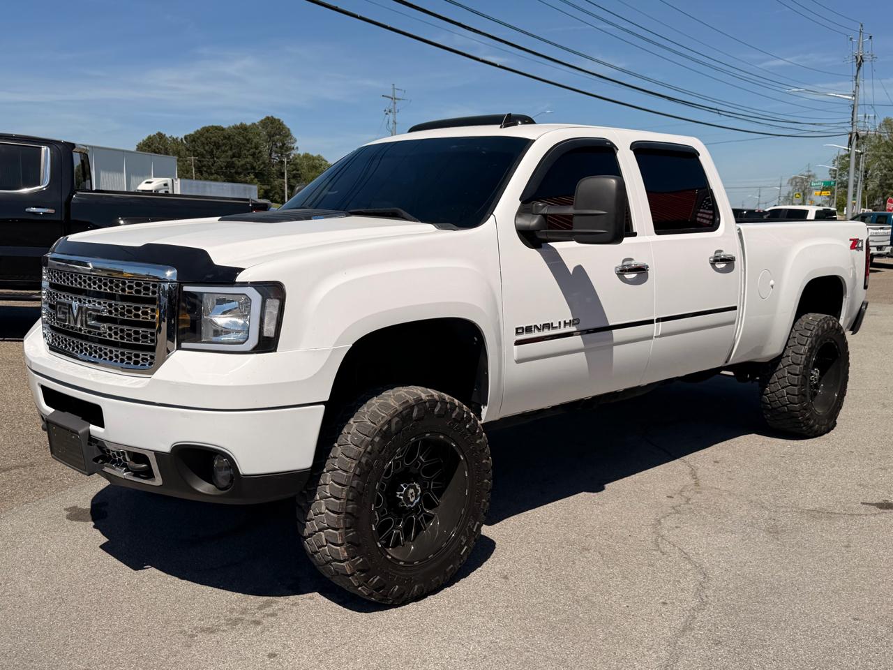 GMC Sierra 2500HD 4WD Crew Cab 153.7" Denali 2013