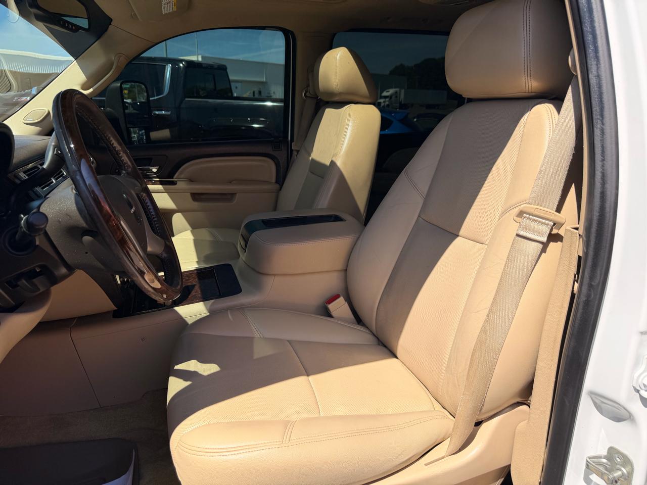 GMC Sierra 2500HD 4WD Crew Cab 153.7" Denali 2013