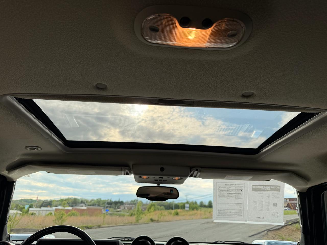 HUMMER H2 4dr Wgn 4WD SUT 2006