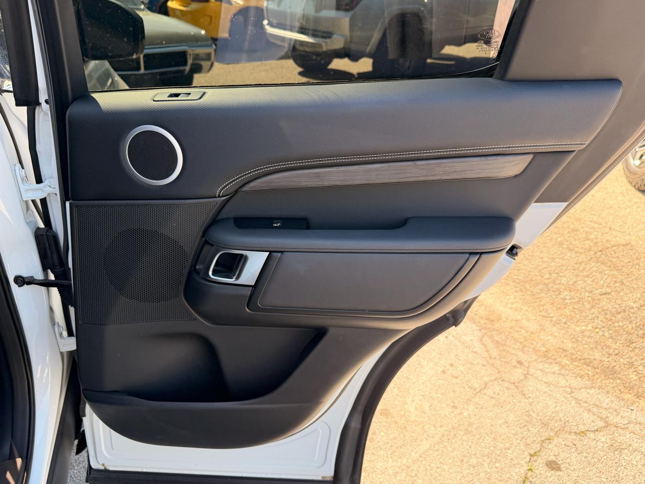 Land Rover Discovery P300 S R-Dynamic 2021