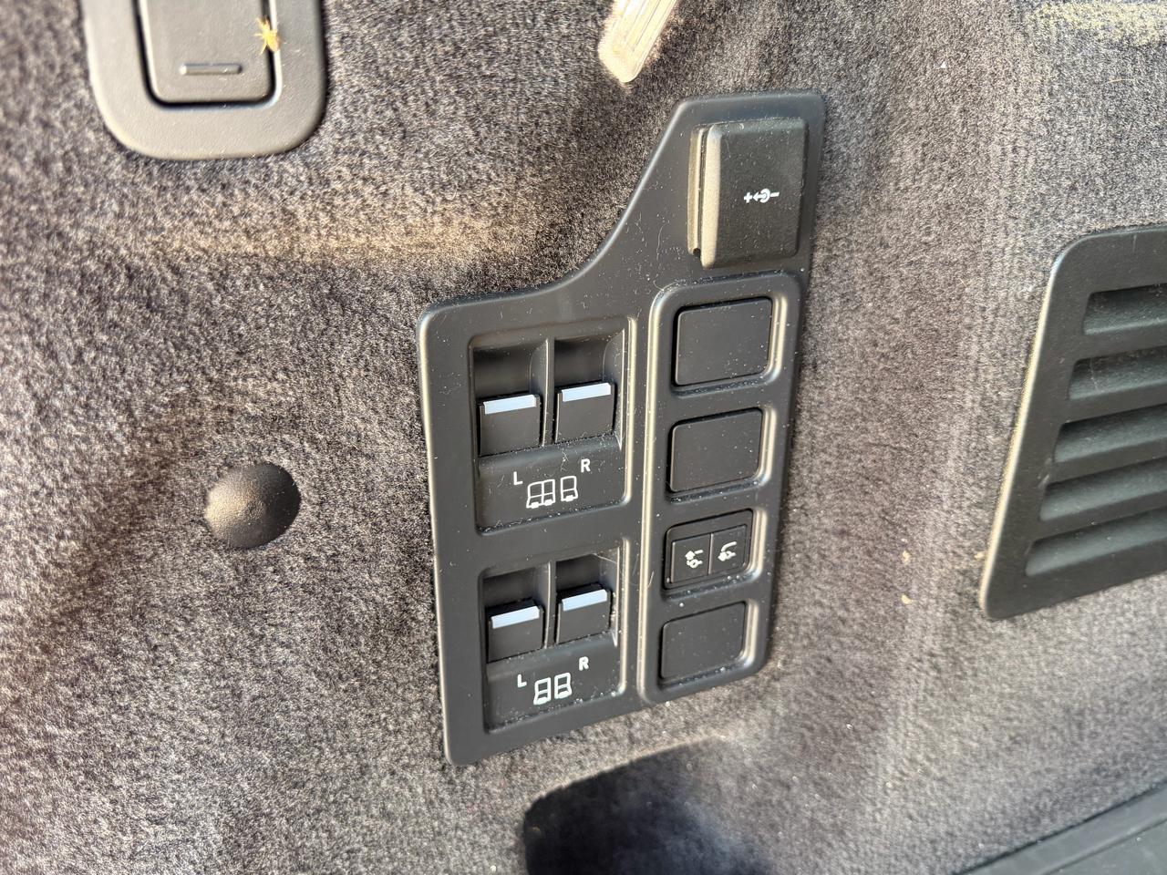 Land Rover Discovery P300 S R-Dynamic 2021