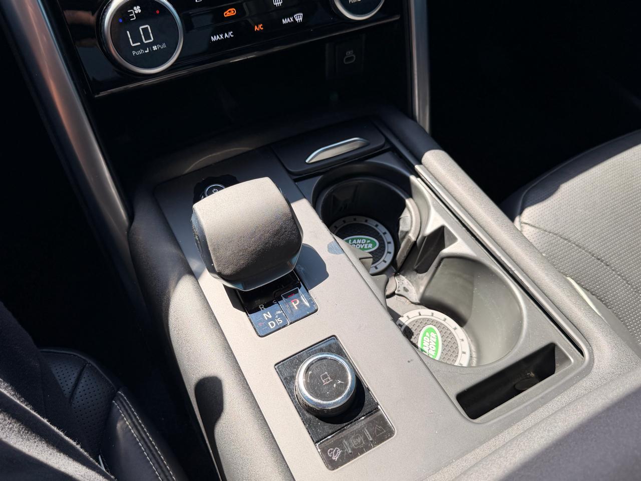 Land Rover Discovery P300 S R-Dynamic 2021