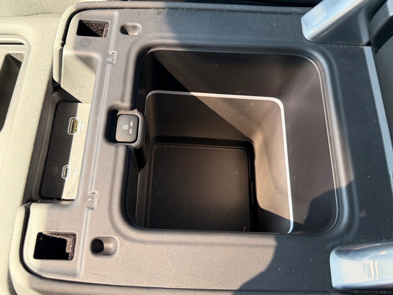 Land Rover Discovery P300 S R-Dynamic 2021