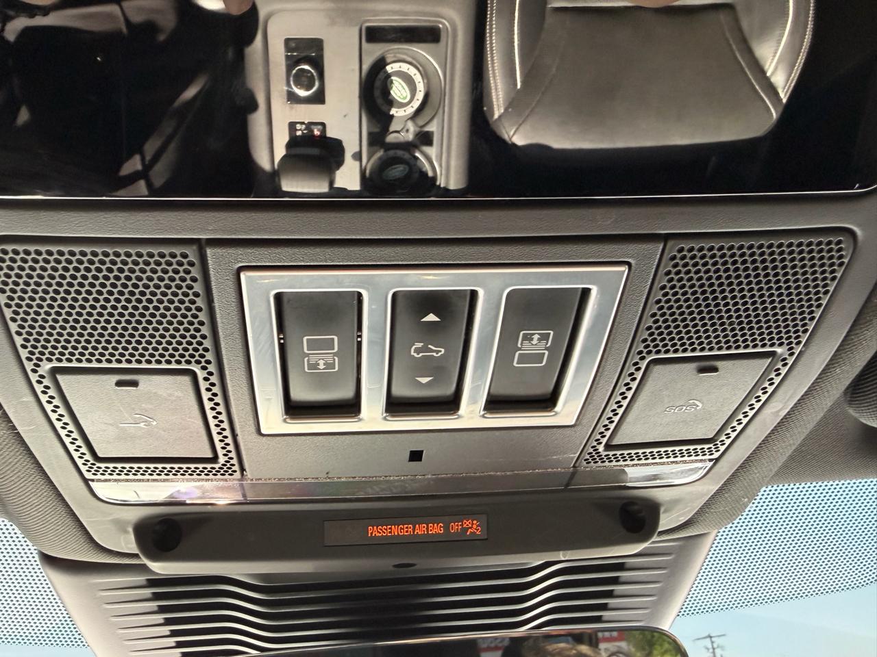 Land Rover Discovery P300 S R-Dynamic 2021