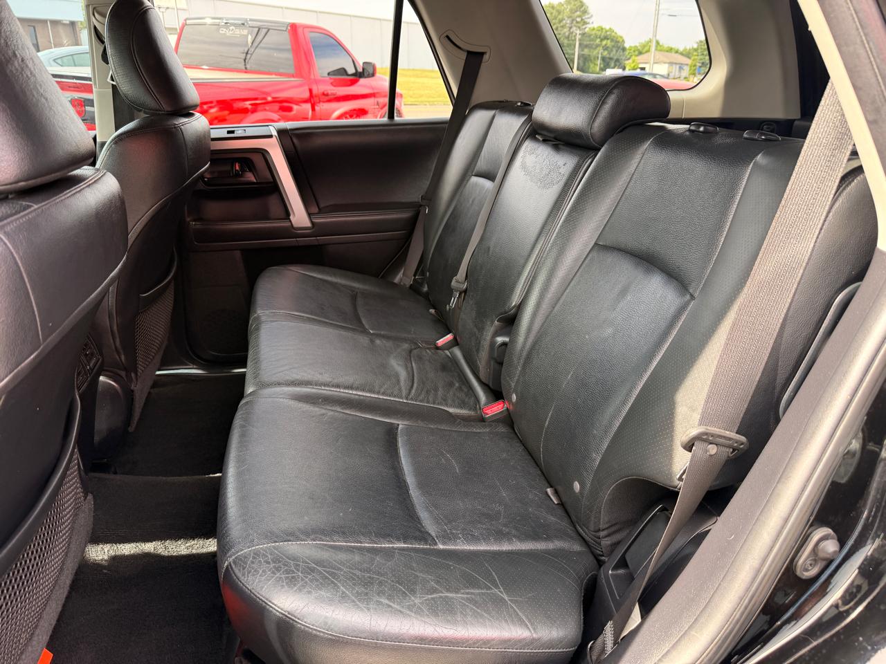 Toyota 4Runner 4WD 4dr V6 Limited (Natl) 2011