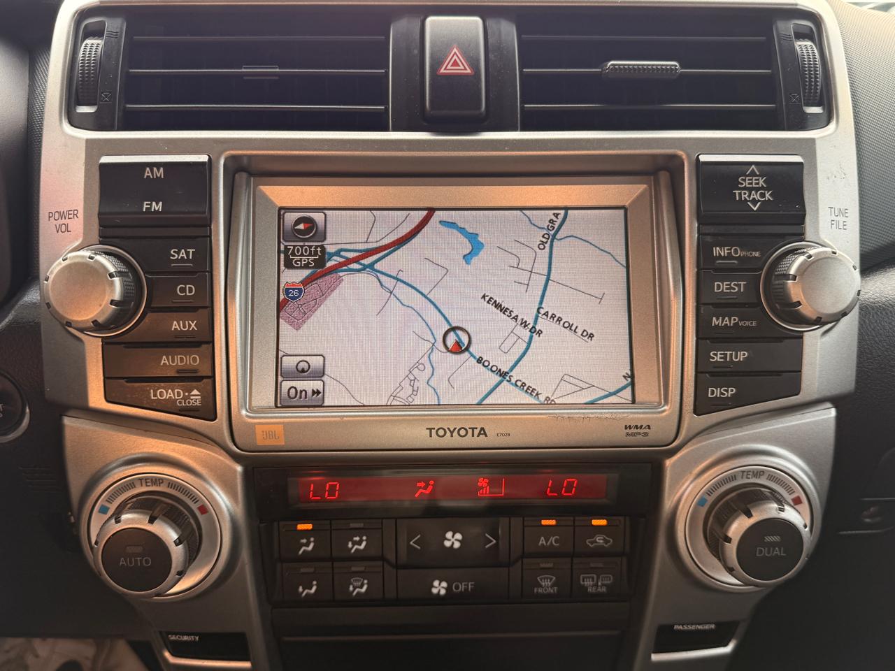 Toyota 4Runner 4WD 4dr V6 Limited (Natl) 2011