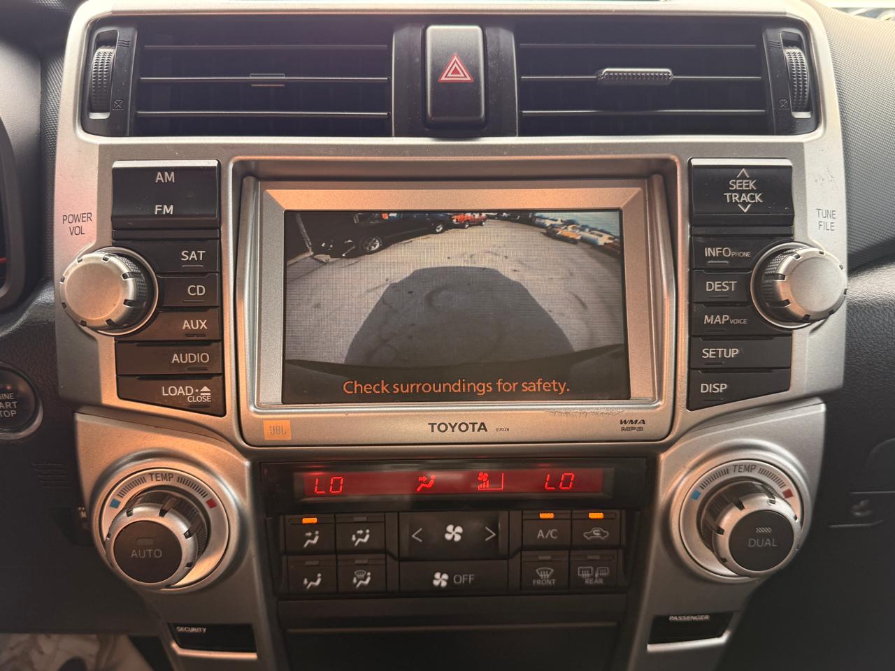 Toyota 4Runner 4WD 4dr V6 Limited (Natl) 2011