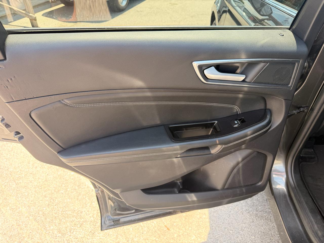 Ford Edge Titanium FWD 2020