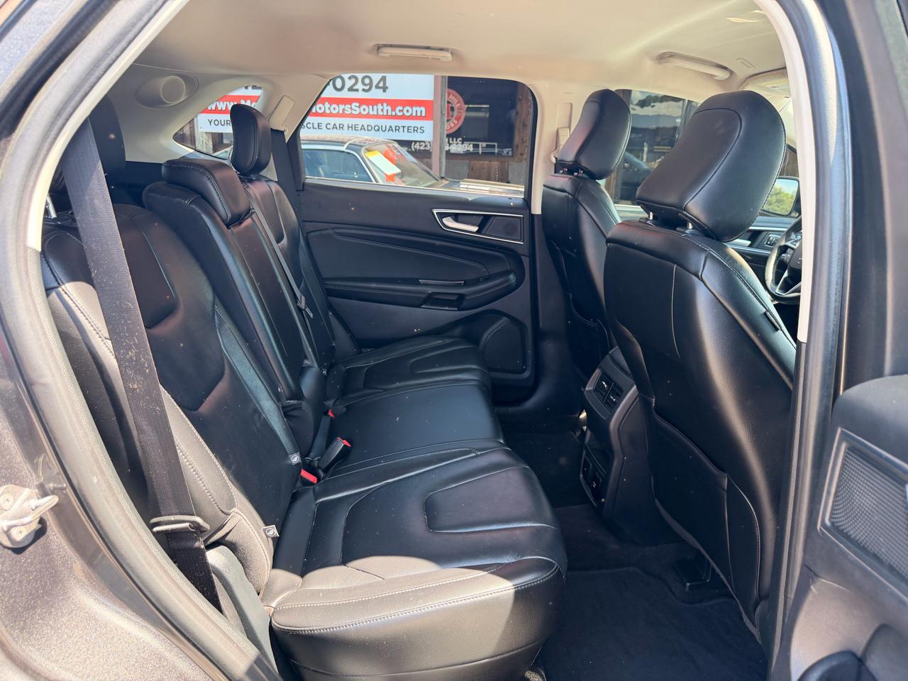 Ford Edge Titanium FWD 2020