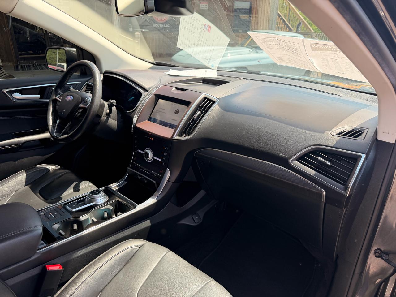 Ford Edge Titanium FWD 2020