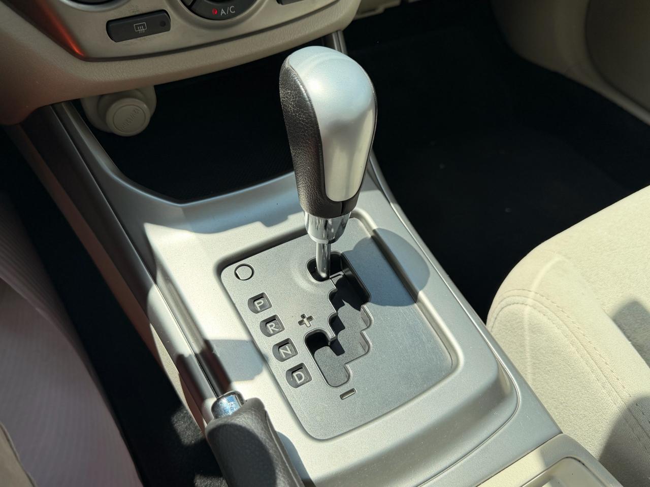 Subaru Impreza Sedan 4dr Auto 2.5i Premium Special Edition 2010