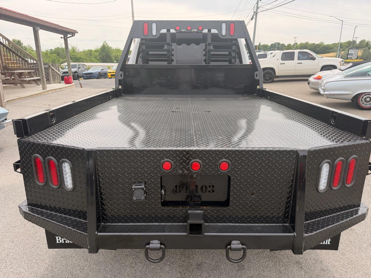RAM 3500 Laramie 4x4 Crew Cab 8' Box 2017